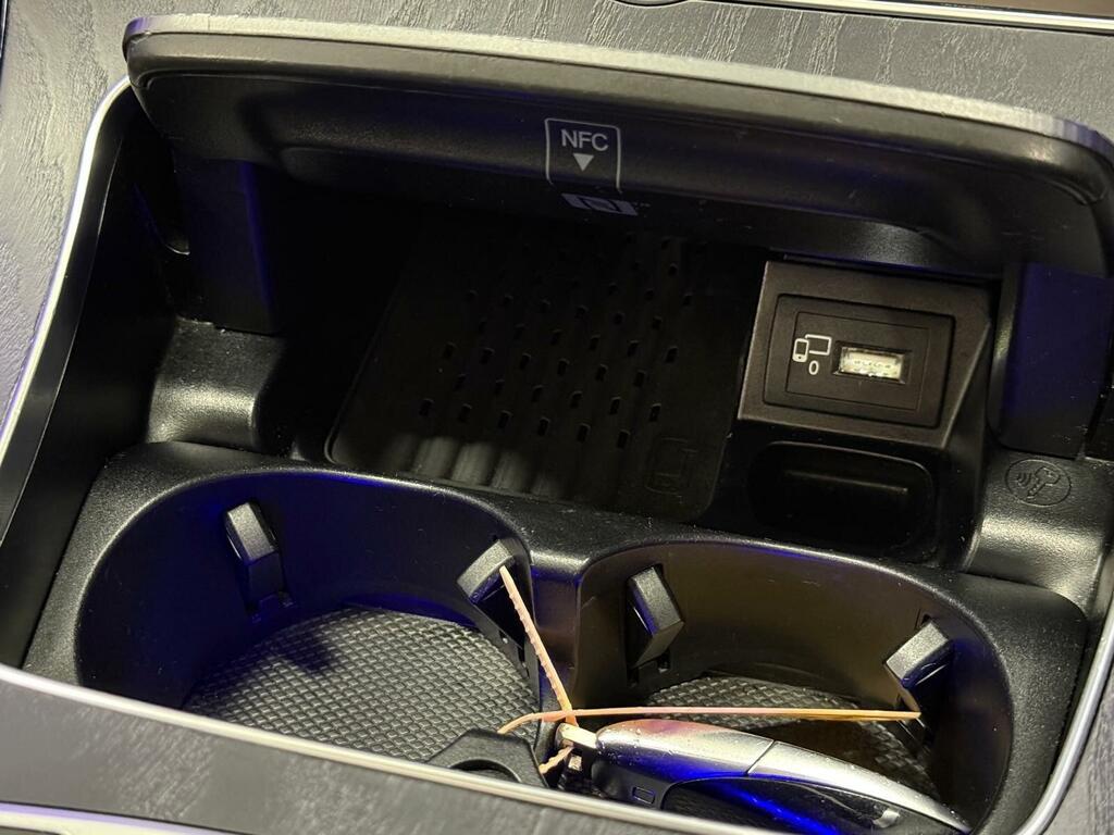 Mercedes-Benz E Class E 220 D Se Black #21