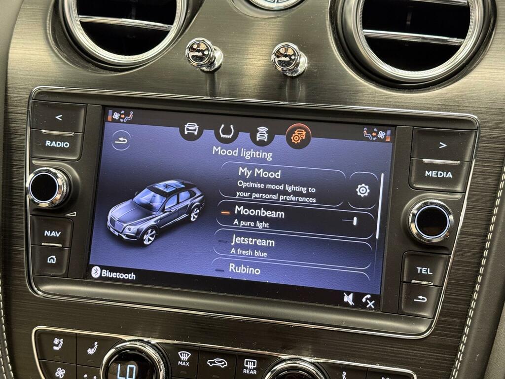 Bentley Bentayga 4.0 V8  #33