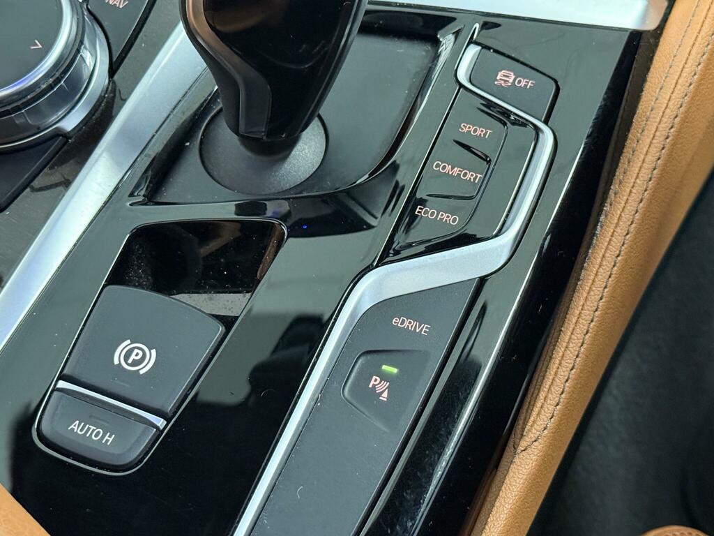 BMW 5 Series 530E M Sport Grey #32