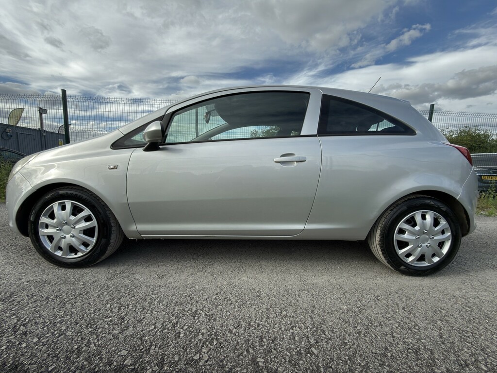 Vauxhall Corsa 1.4I 16V Design Black #4