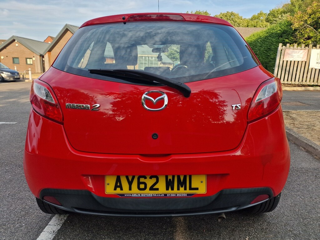 Mazda 2 1.3 Ts Red #6