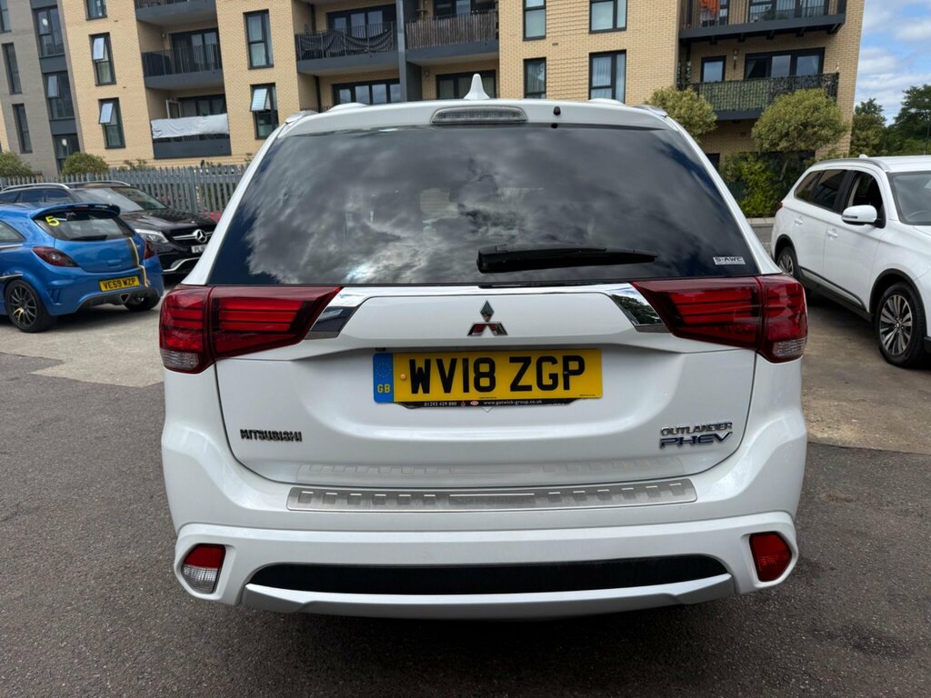 Mitsubishi Outlander 2.0H 12Kwh 4H Cvt 4Wd Euro 6 Ss WV18ZGP White #4