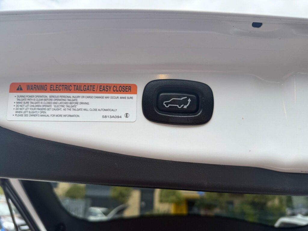 Mitsubishi Outlander 2.0H 12Kwh 4H Cvt 4Wd Euro 6 Ss WV18ZGP White #6