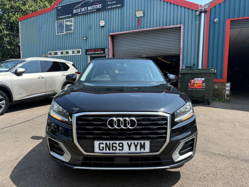 Audi Q2 1.5 Tfsi Cod 35 Sport S Tronic Euro 6 Ss GN69YYM Black #2