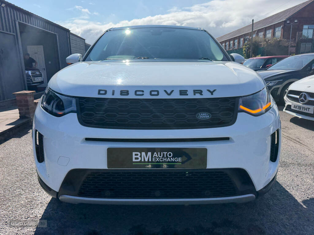 Land Rover Discovery Sport 2.0 D150 Se DU69FXB White #3