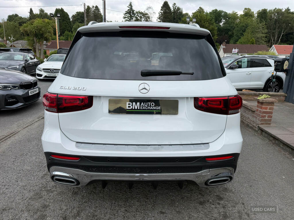 Mercedes-Benz GLB Class Glb 200 Amg Line Premium 7G-tronic White #6