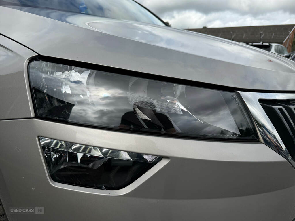 Skoda Karoq 1.0 Tsi Se Brown #4
