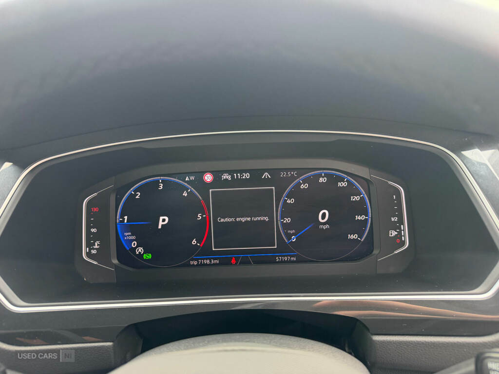 Volkswagen Tiguan Active Grey #15