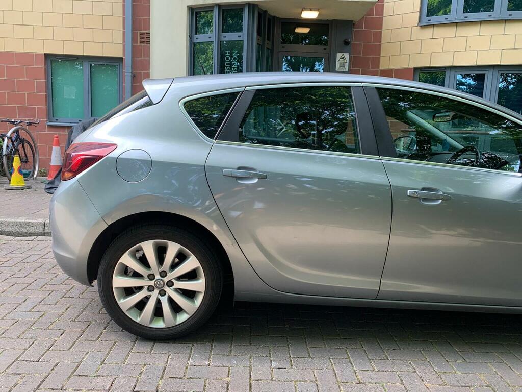 Vauxhall Astra 2.0 Cdti Se Sports Tourer Euro 5 Blue #11