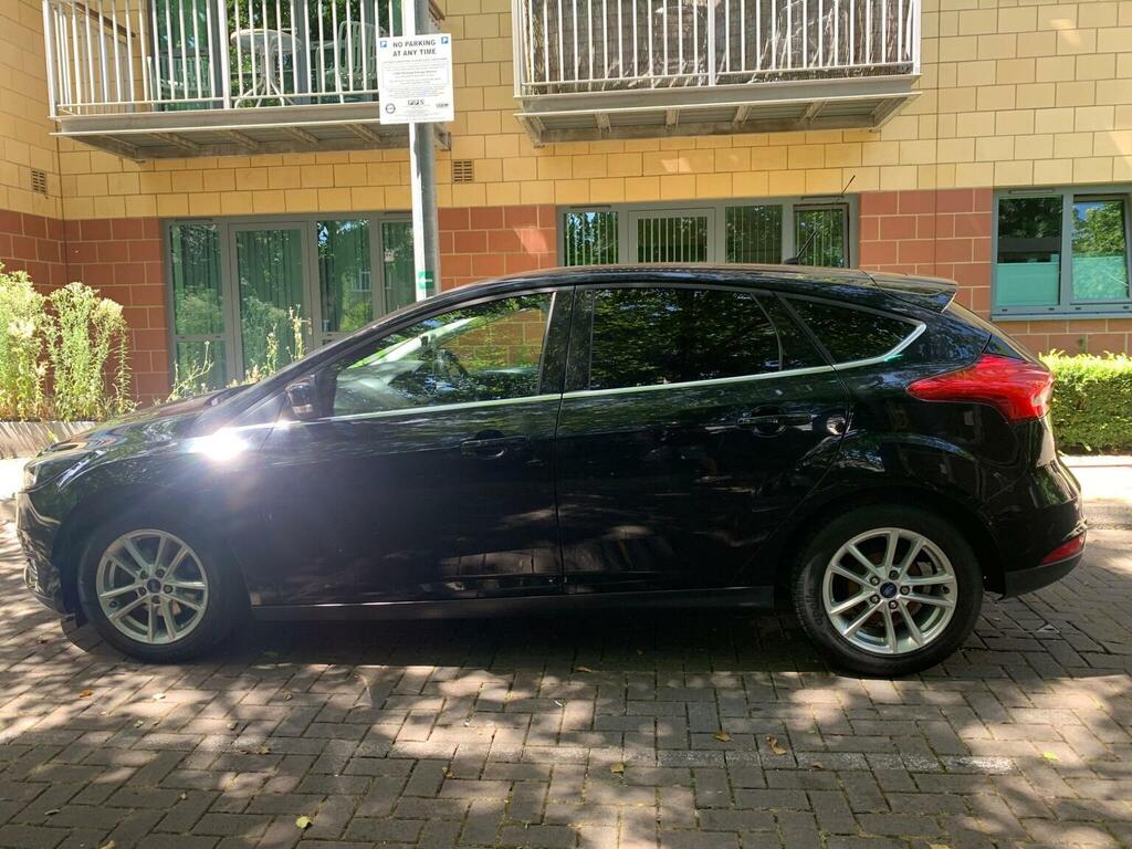 Ford Focus 1.0T Ecoboost Zetec Euro 6 Ss Black #4