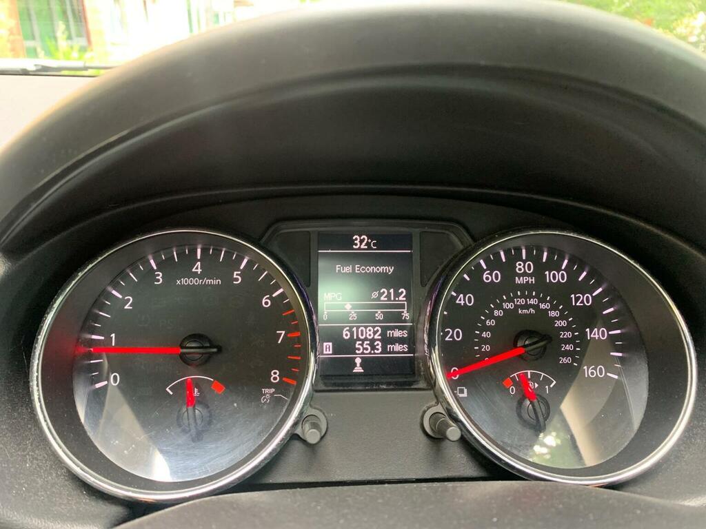Nissan Qashqai 1.6 Tekna 2Wd Euro 5 White #24