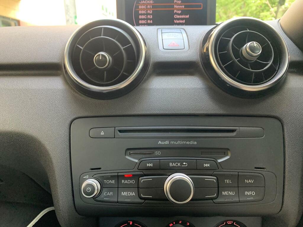 Audi A1 Sport White #20