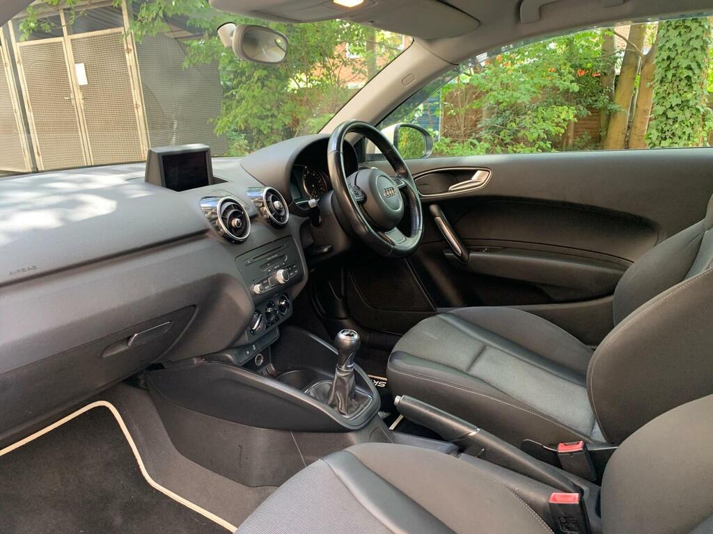 Audi A1 Sport White #16