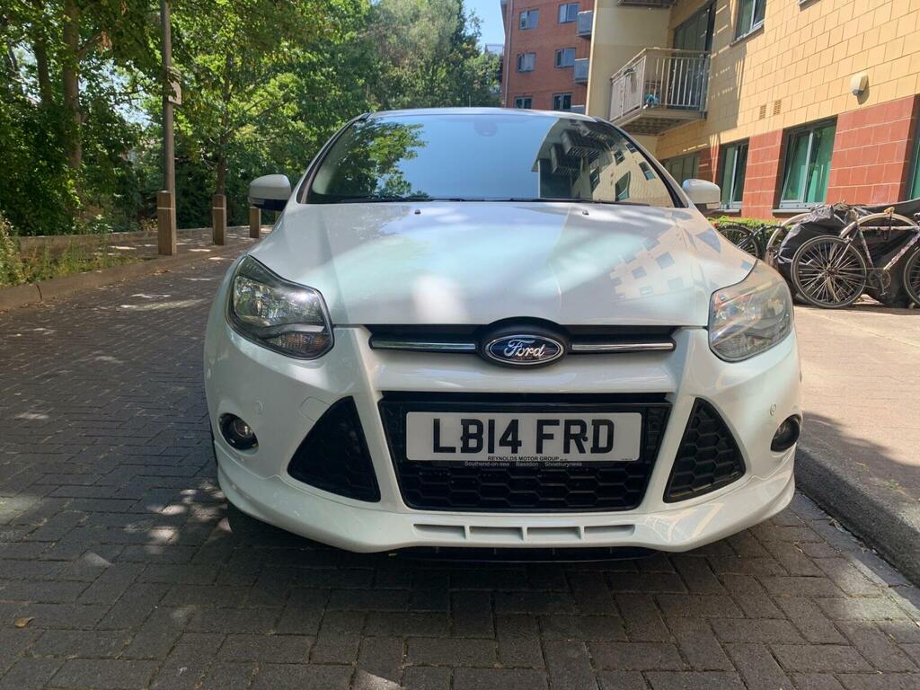 Ford Focus 1.6T Ecoboost Zetec S Euro 5 Ss White #2