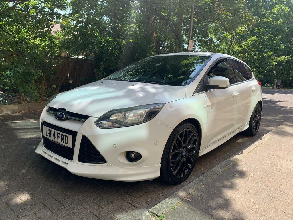 Ford Focus 1.6T Ecoboost Zetec S Euro 5 Ss White #3
