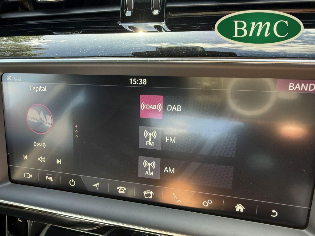 Jaguar XE Jaguar Saloon 2.0D 240 Portfolio Grey #43