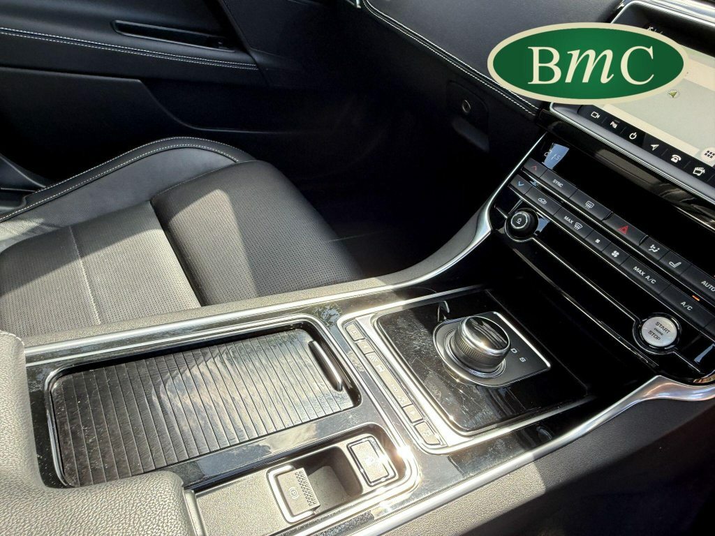 Jaguar XE Jaguar Saloon 2.0D 240 Portfolio Grey #23