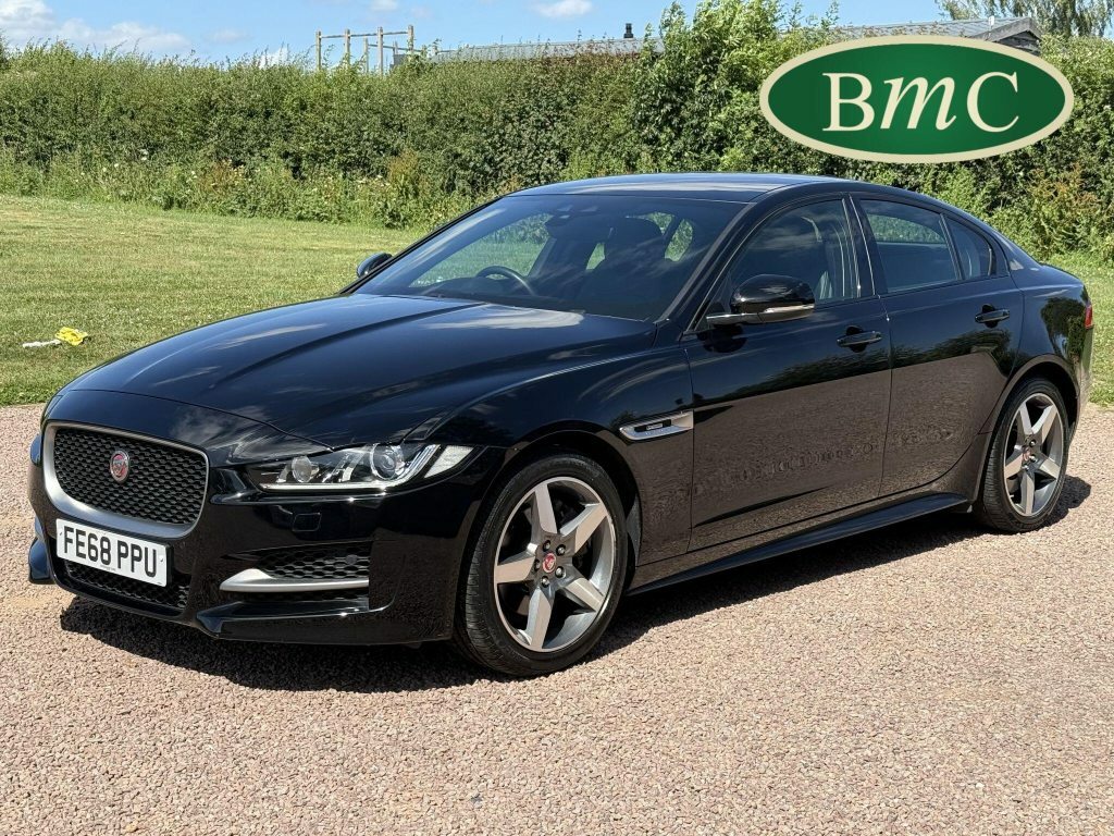 Jaguar XE 2.0I Gpf R-sport Euro 6 S S Black #3