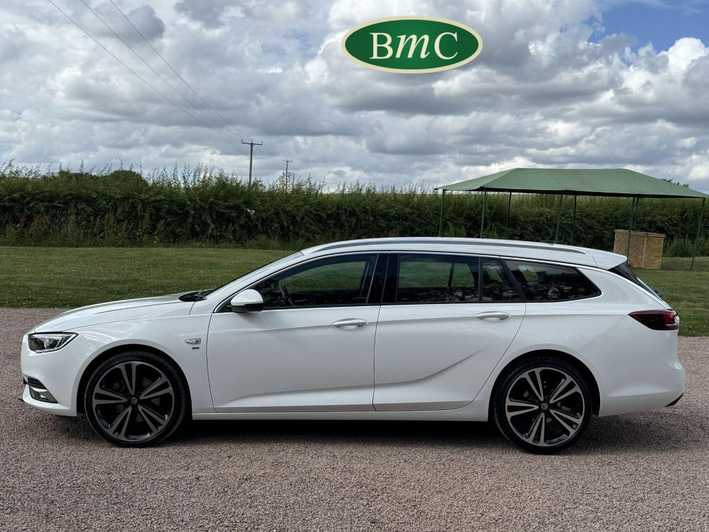 Vauxhall Insignia 2.0 Turbo D Blueinjection Sri Sports Tourer E White #4