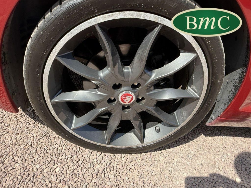 Jaguar XF Xf Luxury D White #68