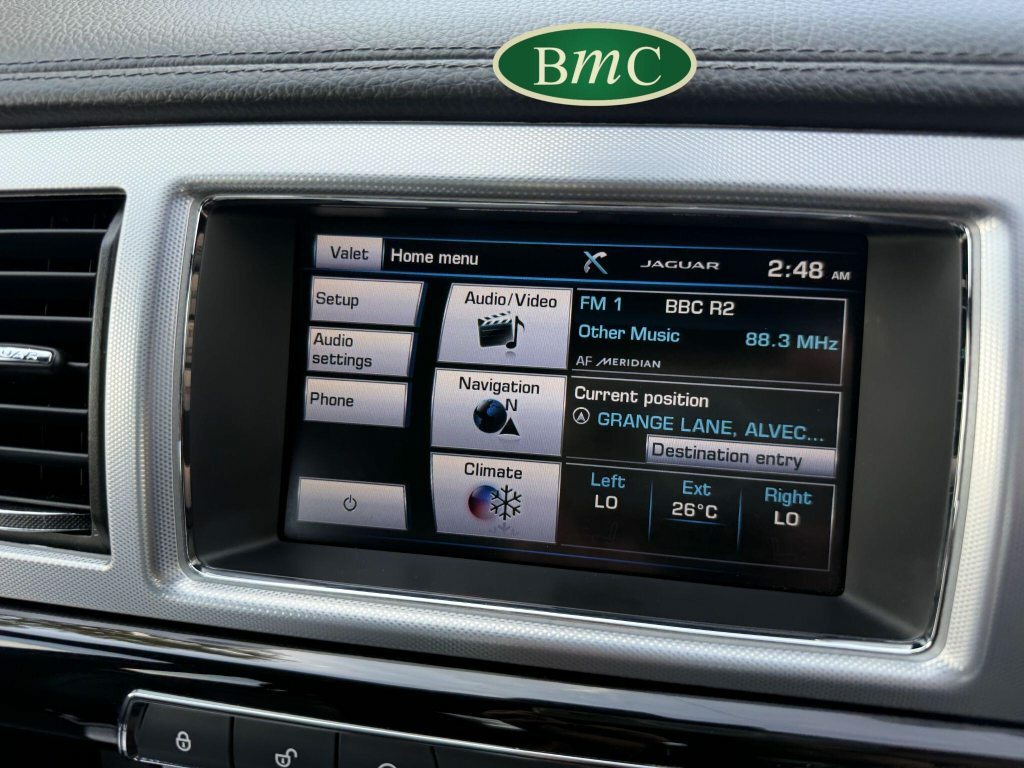 Jaguar XF Xf Luxury D White #39