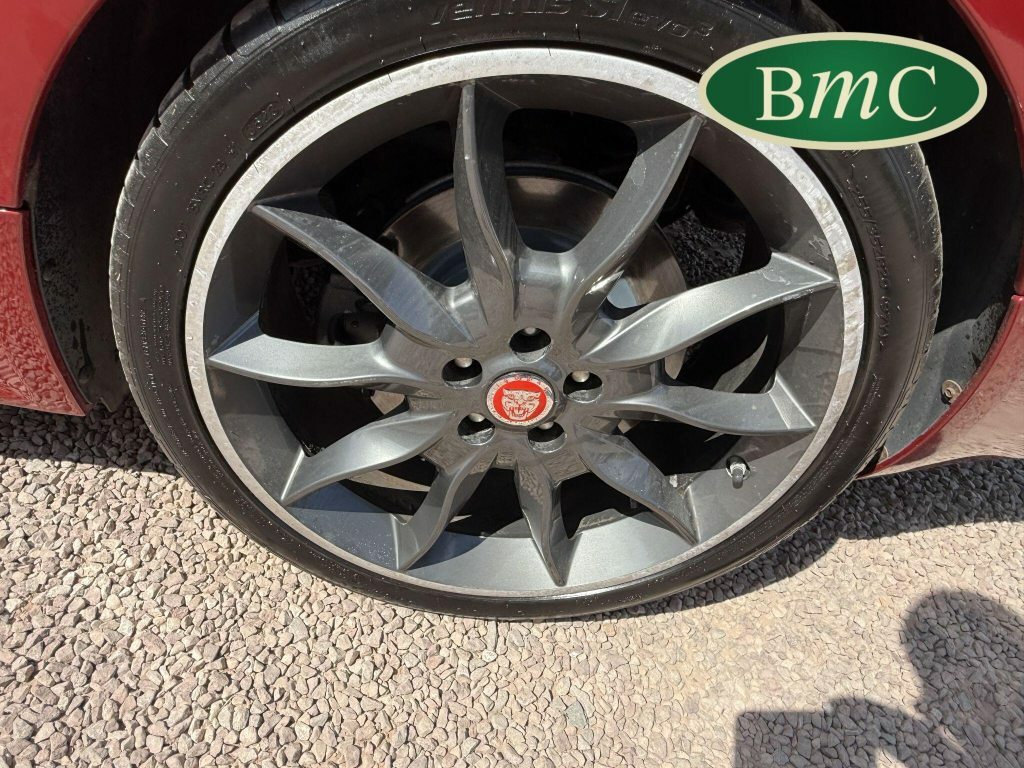 Jaguar XF Xf Luxury D White #69