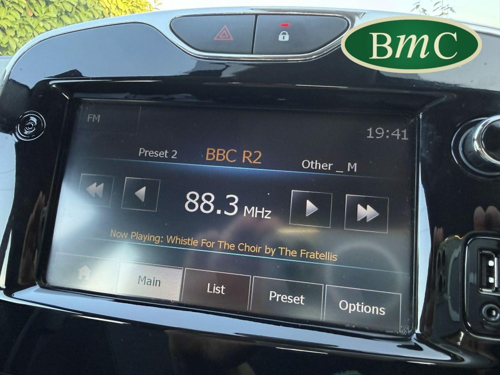 Renault Clio 1.0 Sce Iconic Hatchback Euro 6 White #45