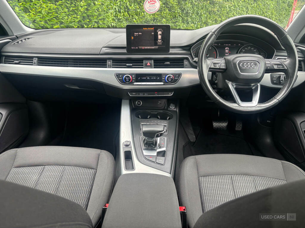 Audi A4 35 Tdi Se S Tronic Black #5