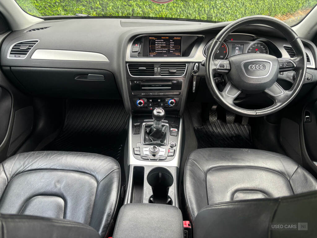 Audi A4 2.0 Tdi 177 Se Technik GXZ8912 Silver #5
