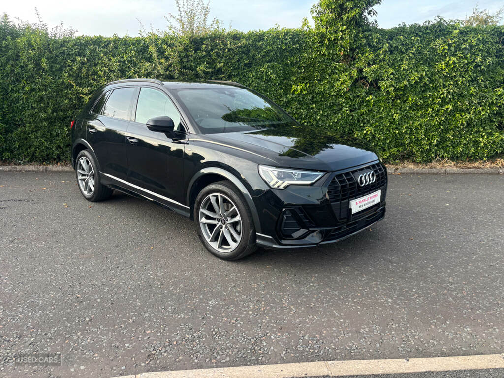 Audi Q3 35 Tfsi Black Edition S Tronic BA21EZC Black