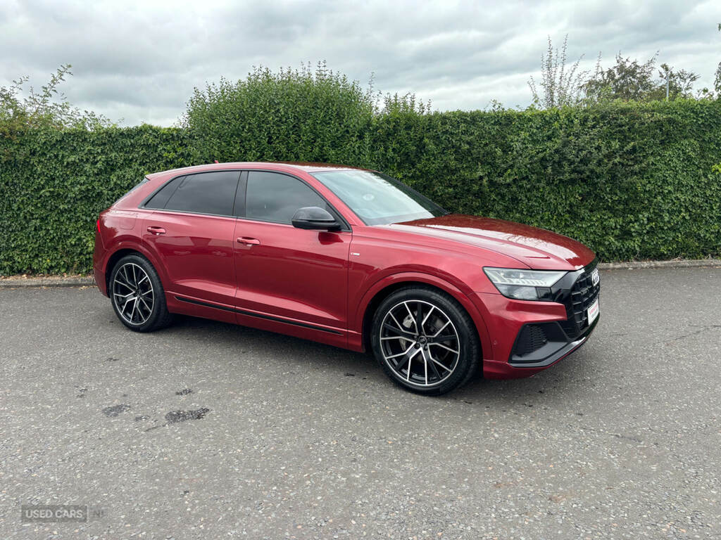 Audi Q8 50 Tdi Quattro Black Edition Tiptronic Red #6