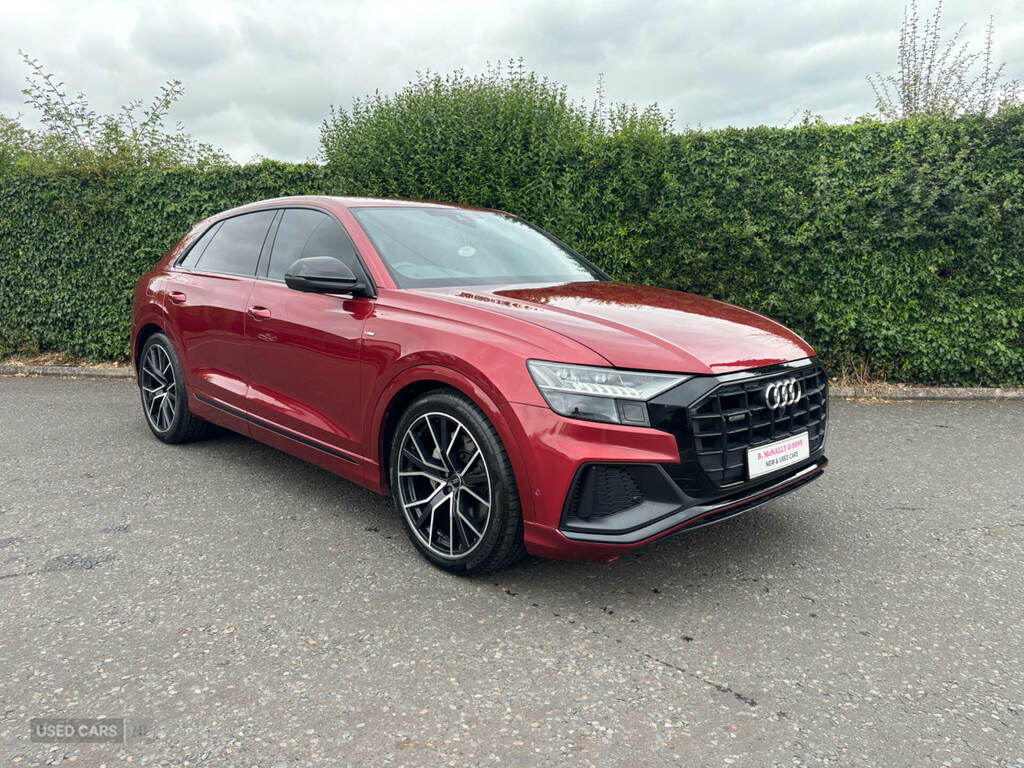 Audi Q8 50 Tdi Quattro Black Edition Tiptronic Red