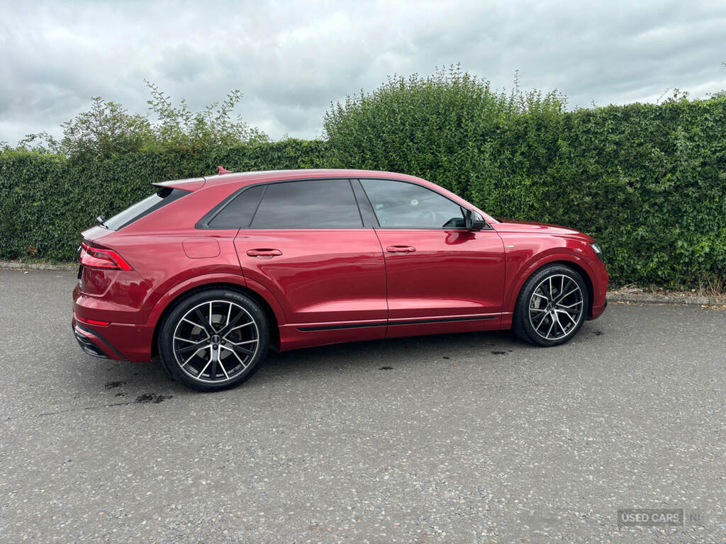 Audi Q8 50 Tdi Quattro Black Edition Tiptronic Red #5