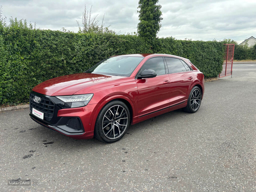Audi Q8 50 Tdi Quattro Black Edition Tiptronic Red #3