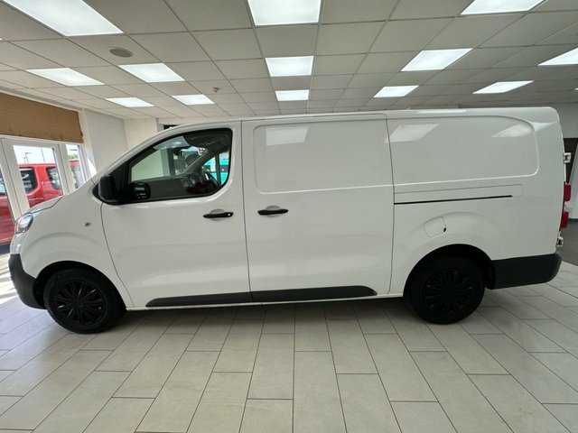 Vauxhall Vivaro 1.5 Turbo D 2900 Dynamic Panel Van 6Dr Manu DV20ASO White #3