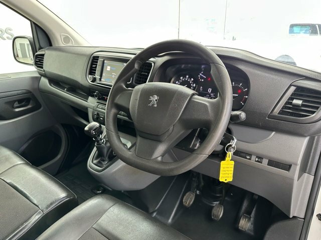 Peugeot Expert 2.0 Bluehdi 1400 Professional Standard Crew Cab 6 YB69FCP White #3