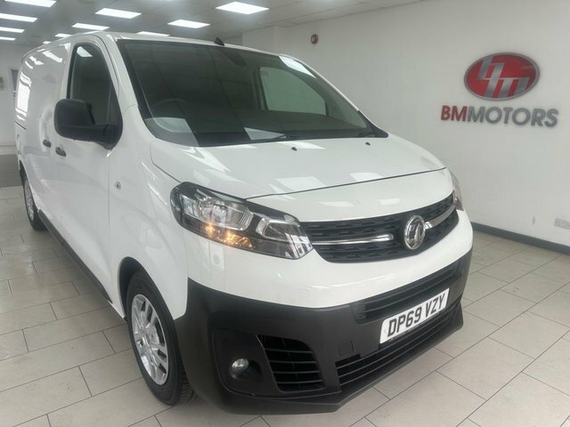 Vauxhall Vivaro 1.5 Turbo D 2700 Dynamic Panel Van 6Dr Manu DP69VZY White #5