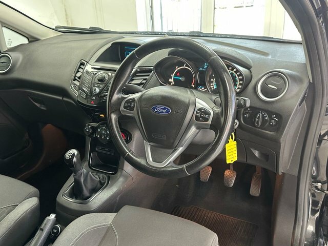 Ford Fiesta Van 1.6 Tdci Sport Panel Van 94 Black #3