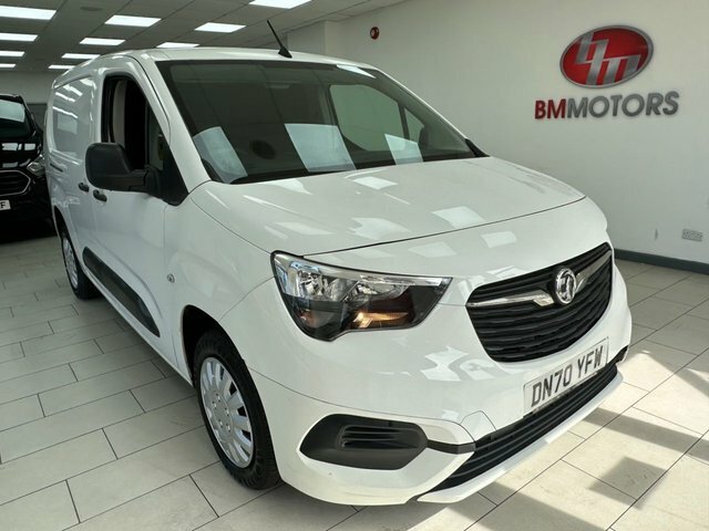 Vauxhall Combo 1.5 Turbo D 2300 Sportive Panel Van Man DN70YFW White #5