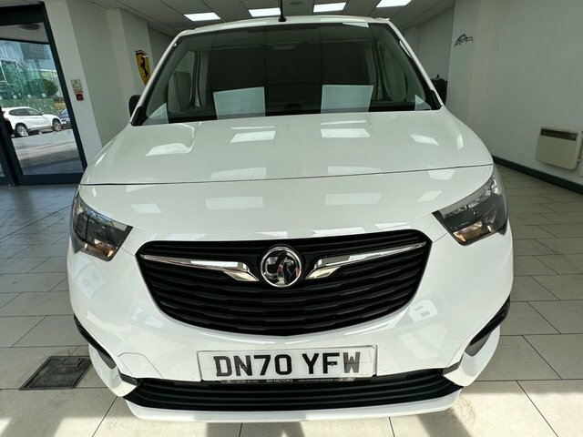 Vauxhall Combo 1.5 Turbo D 2300 Sportive Panel Van Man DN70YFW White #6