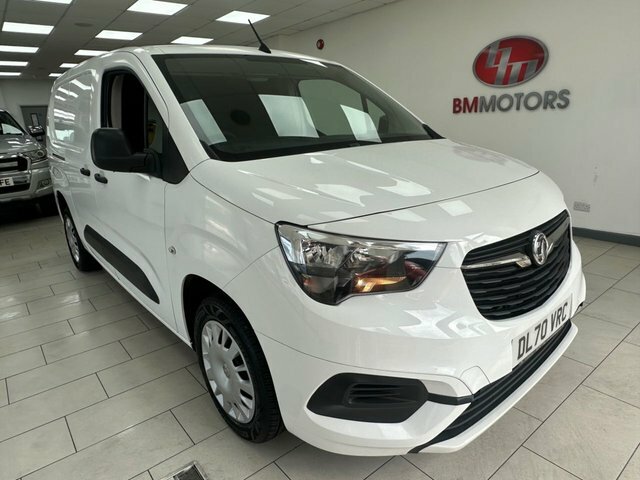 Vauxhall Combo 1.5 Turbo D 2300 Sportive Panel Van Man DL70VRC White #6
