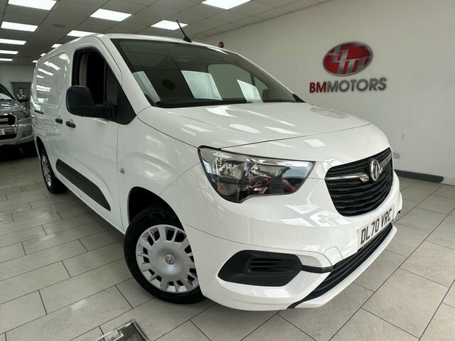 Vauxhall Combo 1.5 Turbo D 2300 Sportive Panel Van Man White