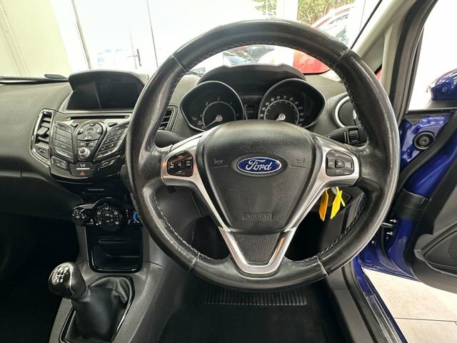 Ford Fiesta Van 1.5 Tdci Sport Panel Van 94 EJ15YZE Blue #4