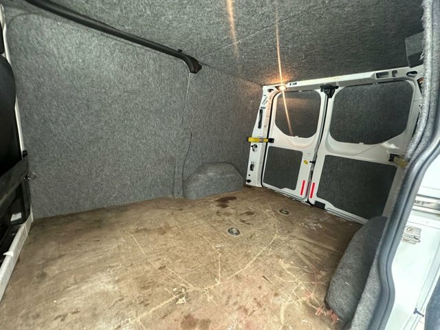 Ford Transit Custom 290 Tdci 125 L1h1 Trend Swb Low Roof Fwd 19161 Black #39