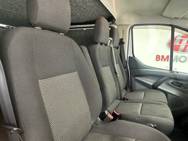 Ford Transit Custom 290 Tdci 125 L1h1 Trend Swb Low Roof Fwd 19161 Black #19
