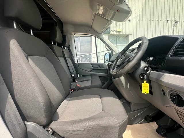 Volkswagen Crafter Mpv White #22