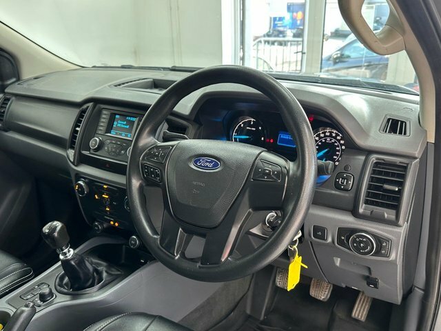 Ford Ranger 2.2 Tdci XL Super Pickup Extended Cab M Grey #4
