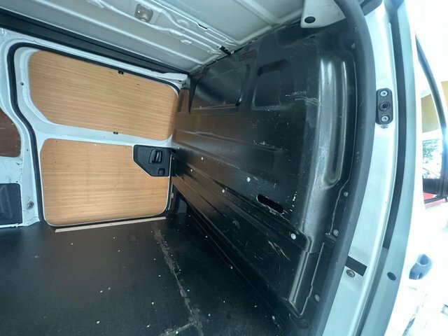 Vauxhall Vivaro Turbo D 2900 Edition White #15