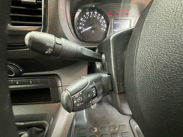 Vauxhall Vivaro Turbo D 2900 Edition White #49
