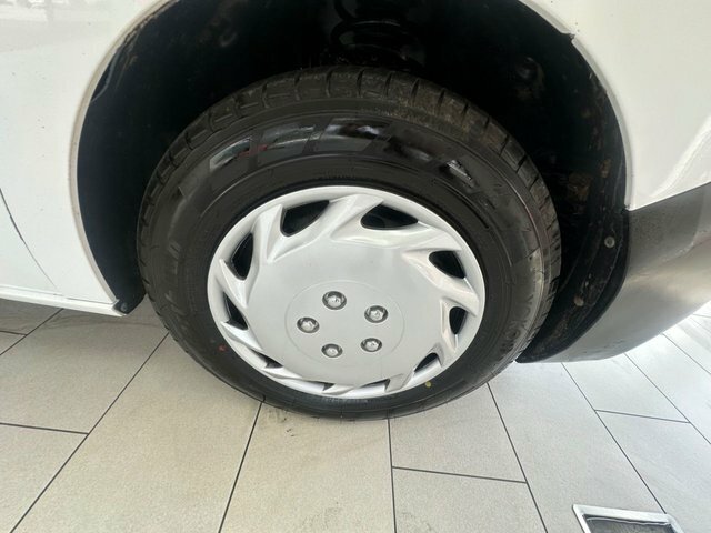 Vauxhall Vivaro Turbo D 2900 Edition White #25